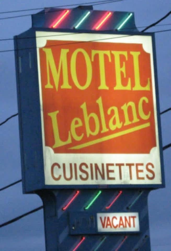 Motel Leblanc Carleton-sur-Mer ภายนอก รูปภาพ